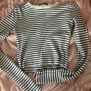 brandy melville long sleeve top